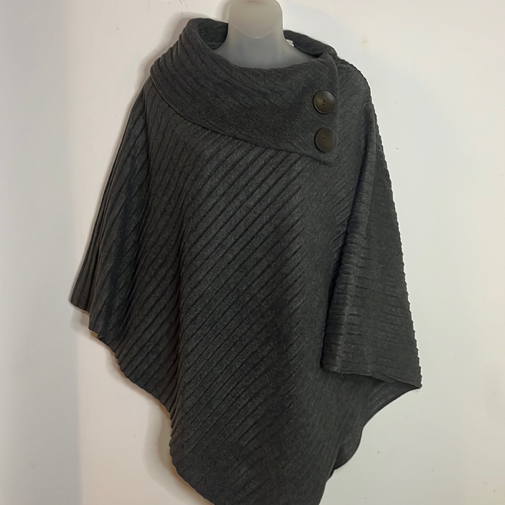 LeModa Lord Daniel Ribbed Knit Poncho Sweater OS